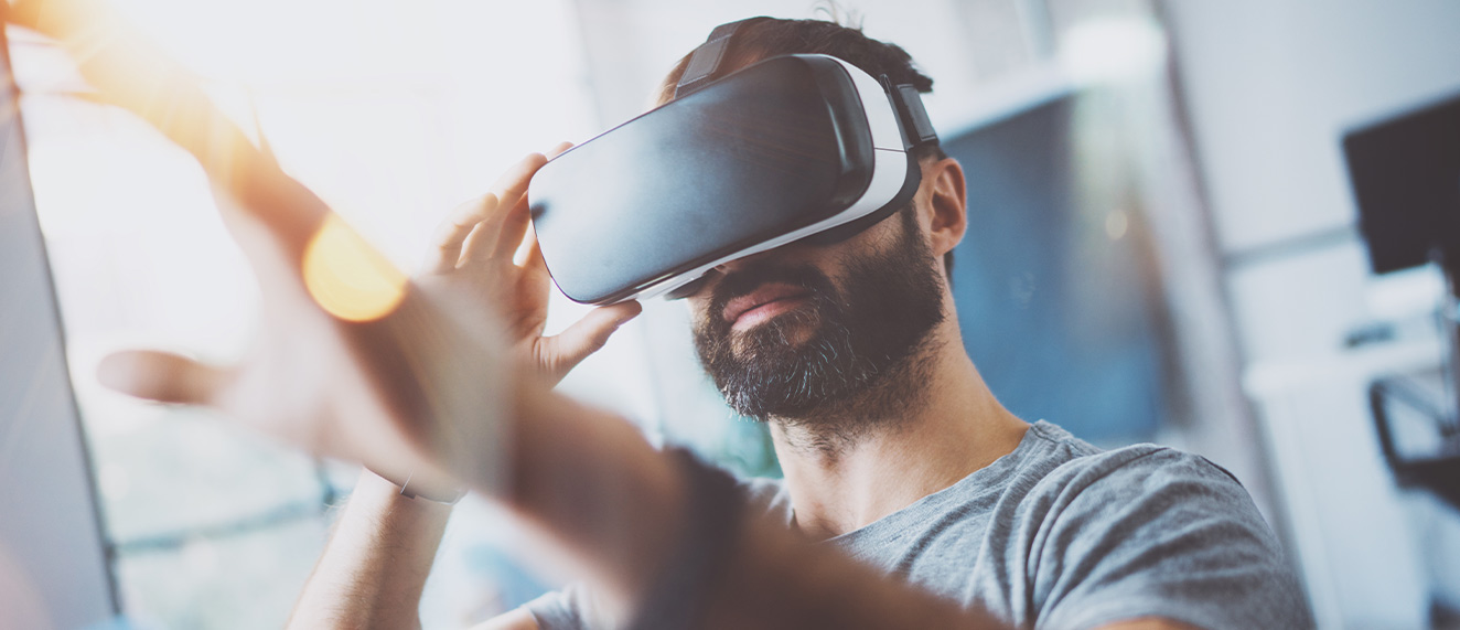 Man with virtual reality mask.